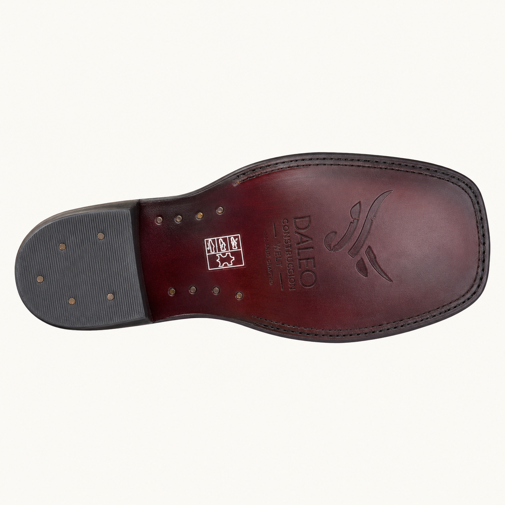 Bota Alta Cognac Bordado Dorado Caramelo — Daleo