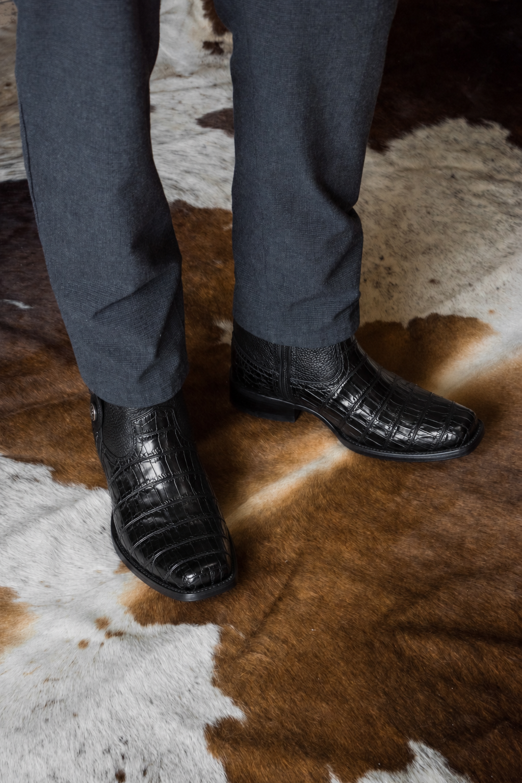 Bota Piel de Caimán Negra Imperial — Cabrera
