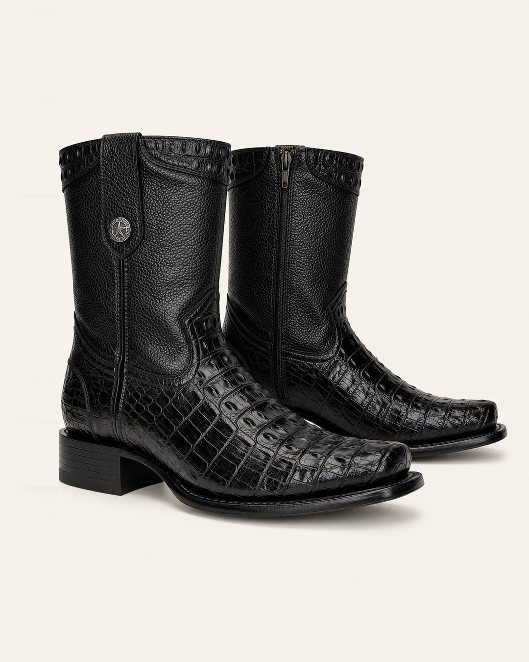 La Obsidiana en Cocodrilo Grabado Negro